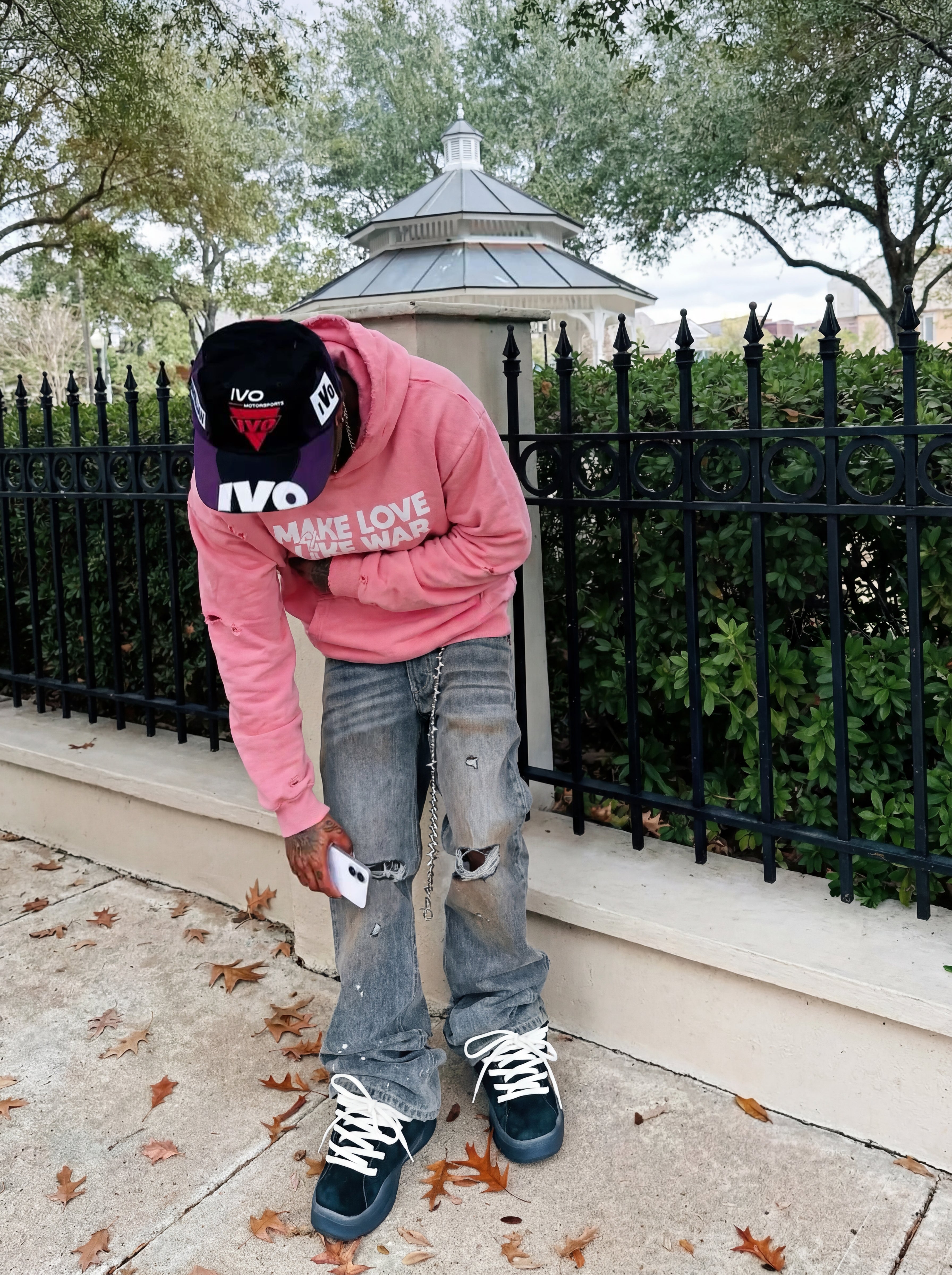 MLLW PINK HOODIE